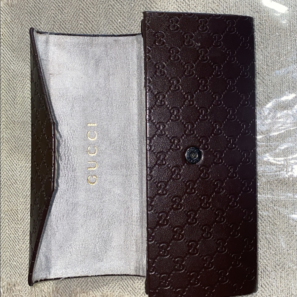 Glasses case